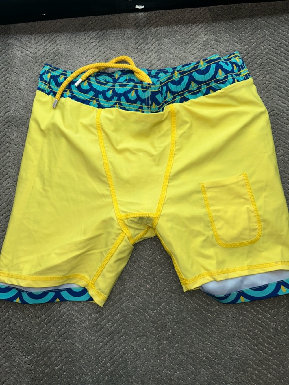 Capelle Men’s Men’s Premium Compression-Lined Hybrid Shorts – Clouds Size Large - Picture 4 of 9